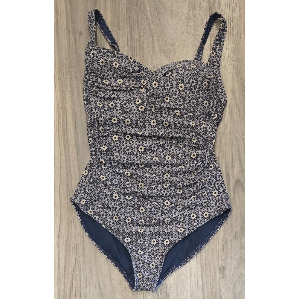 Nip Tuck Joanne One-Piece Swimsuit Navy size 6